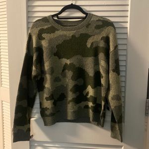 Lucky Brand camo sweater - NEW WITH TAGS